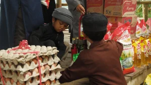 Donasi paket sahur dan berbuka santri