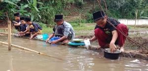 Donasi baju lebaran santri pelosok